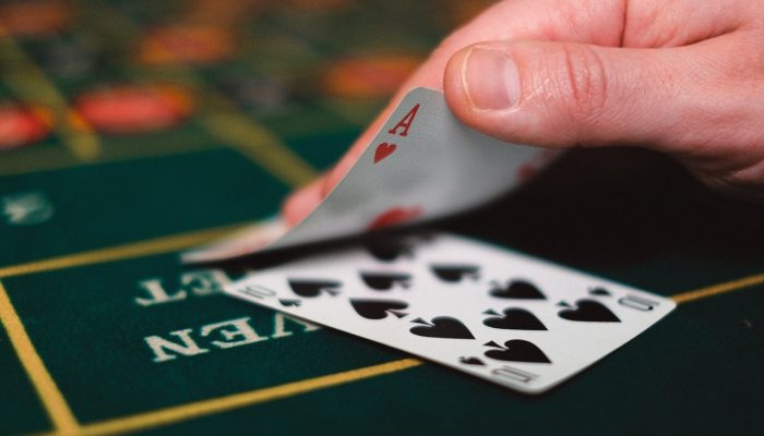how-to-play-blackjack.jpg